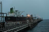 جزیره خارک پایانه های نفتی اسکله تی 08-06-93 حسن حسینی (48)