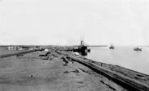 کشتی آنا تو لیا اولین کشتی جهت حمل محصولات نفتی در بندر آبادان سال1288