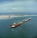 013278-168-پایانه صادرات نفت - اسکله آذرپاد جزیره خارک خلیج فارس-1353.10.11
