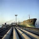 009952-167-پایانه صادرات نفت - اسکله آذرپاد جزیره خارک خلیج فارس 1351.8