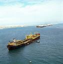 013263-168-پایانه صادرات نفت - اسکله آذرپاد جزیره خارک خلیج فارس-1353.9.11
