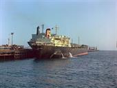014092-165-پایانه صادرات نفت - اسکله آذرپاد جزیره خارک خلیج فارس-1354.7.6