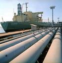 کشتی نفتکش 230000 تنی آذرپاد در اسکله تی جزیره خارک اردیبهشت 1354 (10)