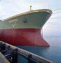 کشتی نفتکش 230000 تنی آذرپاد در اسکله تی جزیره خارک اردیبهشت 1354 (16)
