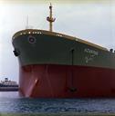 کشتی نفتکش 230000 تنی آذرپاد در اسکله تی جزیره خارک اردیبهشت 1354 (22)