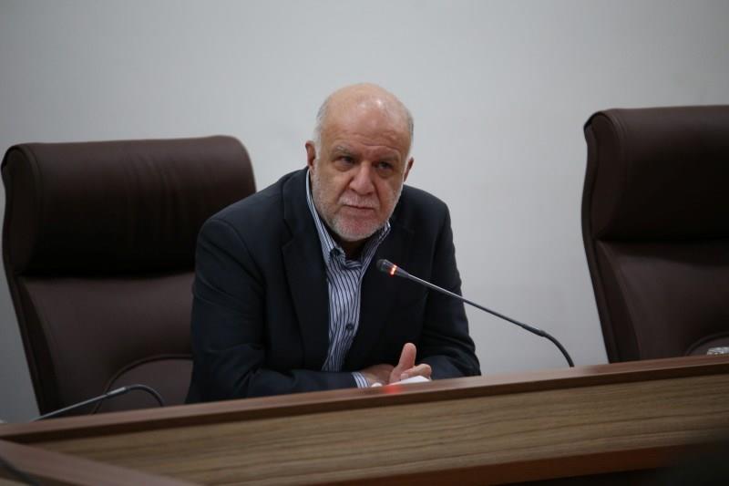 افطاری وزیر نفت بیژن زنگنه با مدیر مسولان رسانه 94.04.20 رضا رستمی (117)