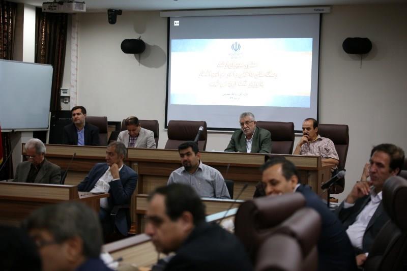 افطاری وزیر نفت بیژن زنگنه با مدیر مسولان رسانه 94.04.20 رضا رستمی (182)