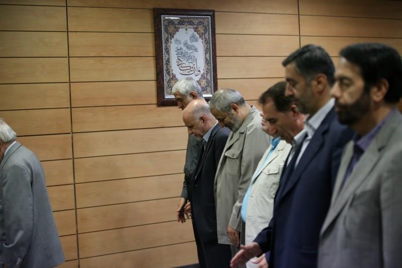 افطاری وزیر نفت بیژن زنگنه با مدیر مسولان رسانه 94.04.20 رضا رستمی (202)
