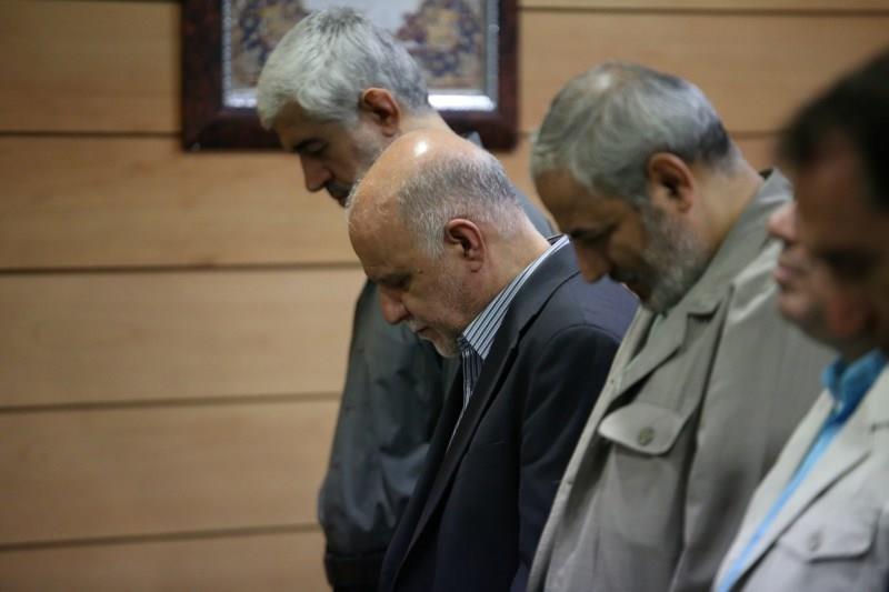 افطاری وزیر نفت بیژن زنگنه با مدیر مسولان رسانه 94.04.20 رضا رستمی (203)