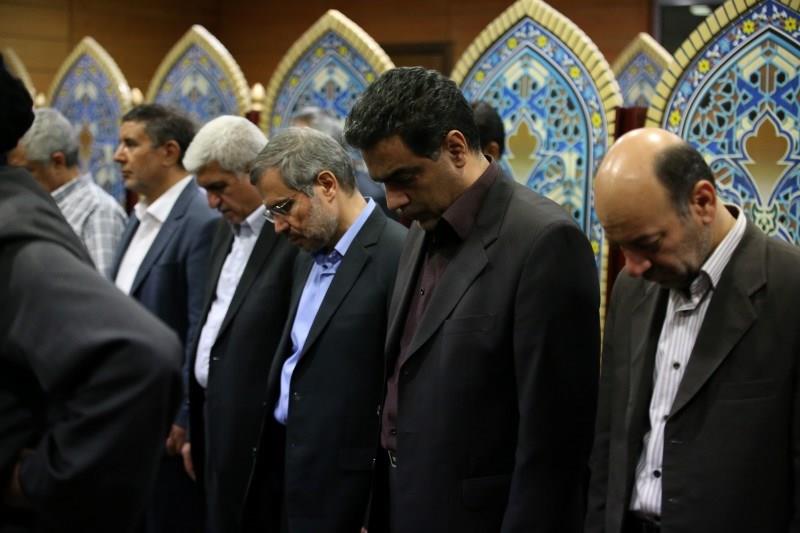 افطاری وزیر نفت بیژن زنگنه با مدیر مسولان رسانه 94.04.20 رضا رستمی (205)