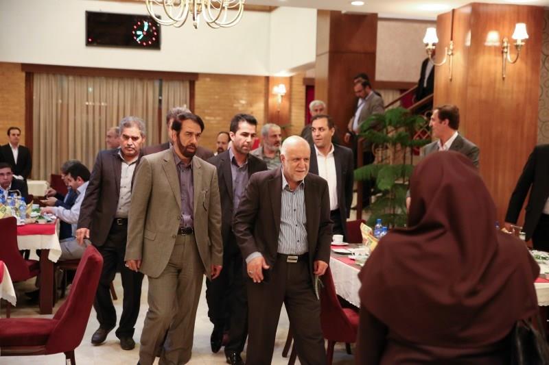 افطاری وزیر نفت بیژن زنگنه با مدیر مسولان رسانه 94.04.20 رضا رستمی (207)