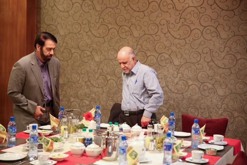 افطاری وزیر نفت بیژن زنگنه با مدیر مسولان رسانه 94.04.20 رضا رستمی (211)