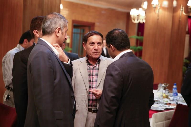 افطاری وزیر نفت بیژن زنگنه با مدیر مسولان رسانه 94.04.20 رضا رستمی (223)