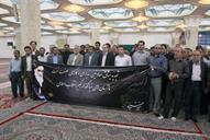تجدید میثاق کارکنان صنعت نفت درمرقد امام خمینی (ره)94.3.12) (11)