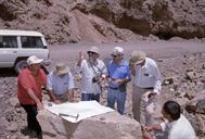 عملیات اکتشاف- عملیات زمین شناسی در کوههای الیگودرز 28-3-1379 عبدارضا محسنی (12)