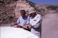 عملیات اکتشاف- عملیات زمین شناسی در کوههای الیگودرز 28-3-1379 عبدارضا محسنی (31)