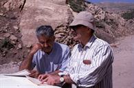 عملیات اکتشاف- عملیات زمین شناسی در کوههای الیگودرز 28-3-1379 عبدارضا محسنی (32)