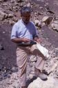 عملیات اکتشاف- عملیات زمین شناسی در کوههای الیگودرز 28-3-1379 عبدارضا محسنی (39)