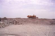 عملیات راه سازی در منطقه دارخوین برای عملیات اکتشاف دهه 70 شمسی عبدالرضا محسنی (14)