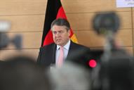 دیدار وزیر نفت بیژن زنگنه با زیگمار گابریل وزیر اقتصاد و انرژی آلمان 1394.4.12 (47)