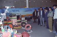 بازدید اعضای کمیسیون نفت مجلس از نمایشگاه دستاوردهای وزارت نفت در هفته دولت-1370.7-عبدالرضا محسنی (7)