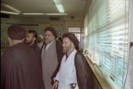 بازدید ائمه جمعه و روحانیون از پالایشگاه نفت تهران-1368.4.15 (6)