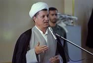 دیدار خانواده شهدای صنعت نفت جنوب با آقای رفسنجانی- رئیس مجلس شورای اسلامی- -1366.5 (6)