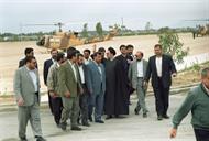 بازدید آقای خاتمی -رئیس جمهور -از منطقه ویژه اقتصادی عسلویه-1377.11- محمدحسن دامی تام (13)