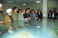 بازدید آقای خاتمی -رئیس جمهور -از منطقه ویژه اقتصادی عسلویه-1377.11- محمدحسن دامی تام (32)