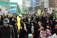 راهپیمایی 22 بهمن 94 و غرفه وزارت نفت در مسیر راهپیمایی (46)