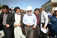 بازدید بیژن زنگنه وزیر نفت از مناطق عملیاتی غرب وافتتاح نمک زدایی دهلران 1393-7-16 (9)