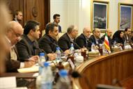 دیدار گرهارد شرودر صدر اعظم پیشین آلمان با بیژن زنگنه وزیر نفت 22-10-1394 (4)