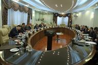 دیدار فیاض حسن نعمه معاون وزیر نفت عراق با امیر حسین زمانی نیا معاون بین الملل نفت -19-12-94 (18)