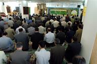 نماز جماعت در نمازخانه ساختمان وزارت نفت 1384.8.11 سید مصطفی حسینی (21)
