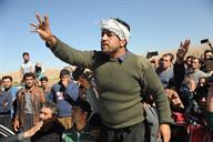زنگنه در مناطق زلزله زده کرمانشاه حسن حسینی آبان 96 (13)